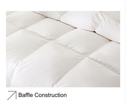 DreamDown™ Luxury Duck Down & Feather Quilt